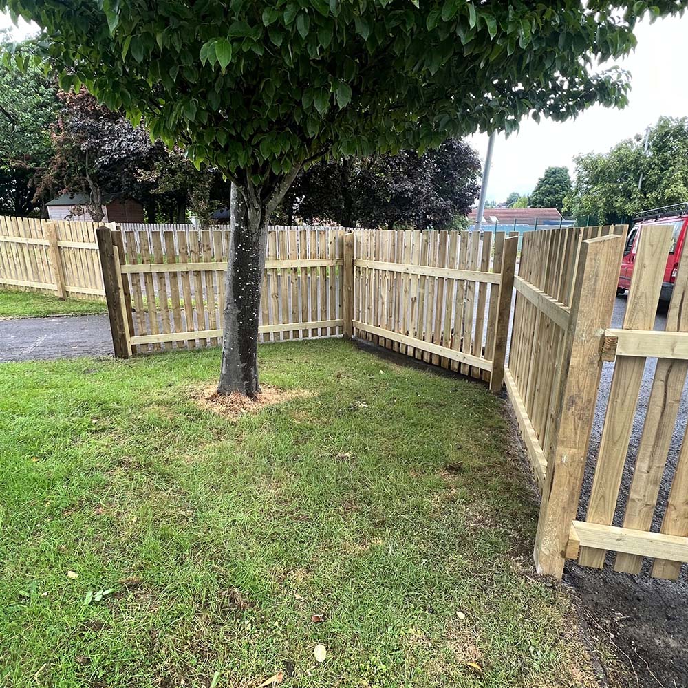 fencing-security-fencing-precison-timber (3)