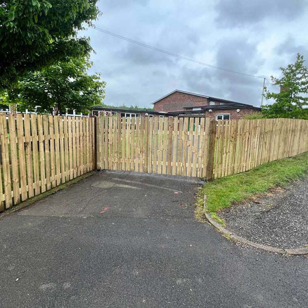 timber-school-security-fencing--precision-timber