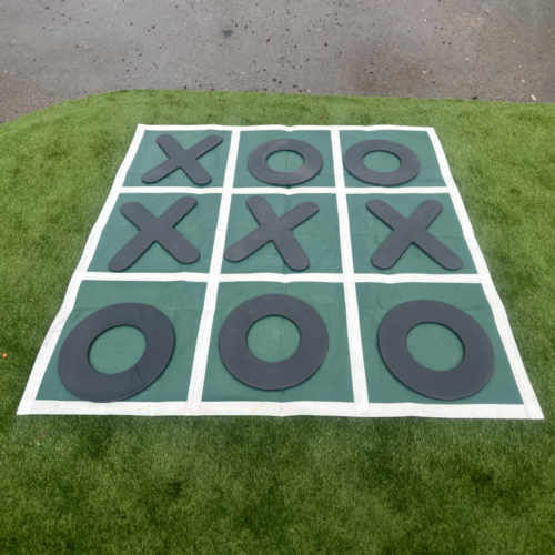 Giand-Playground-Noughts-and-Crosses