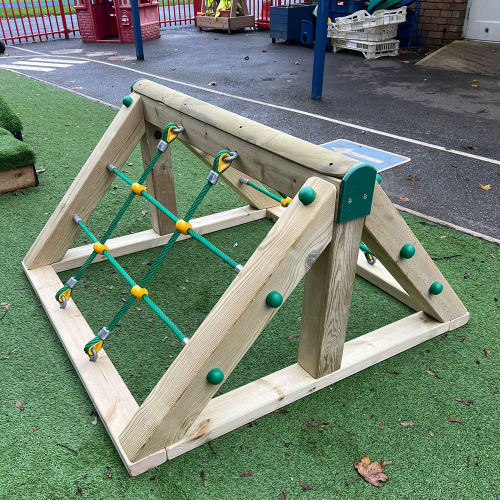 Wooden-Playground-Net-Climbing-Frame-04
