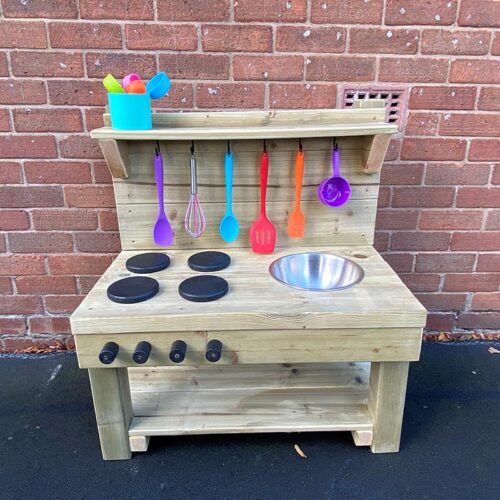 Outdoor Mini Mud Kitchen