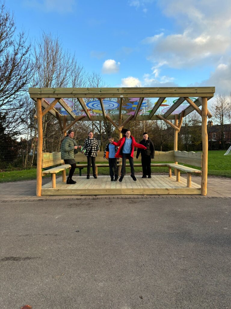 playground supplier